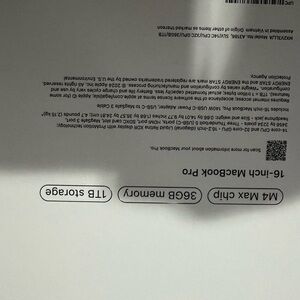 16 inch MacBook Pro m4 Max 36 GB Memory 1TB Storage